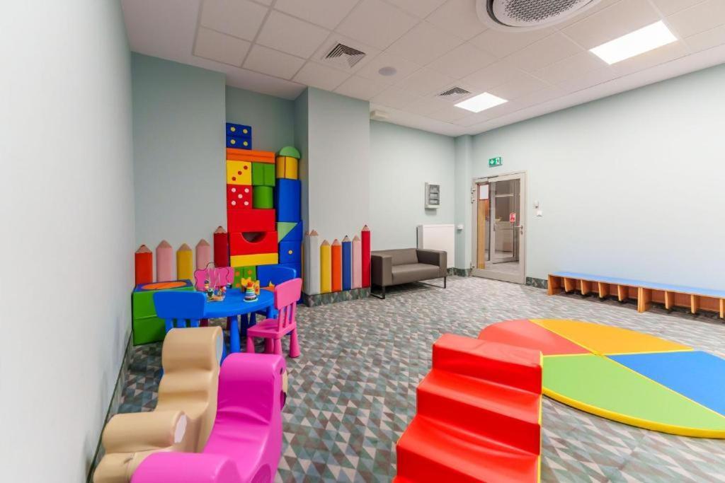 Akces Apartamenty Kasprowicza 20C- Basen, Sauny, Jacuzzi, Silownia W Cenie - Schwimmbad, Saunen, Jacuzzi, Fitnessstudio Im Preis Kołobrzeg Esterno foto